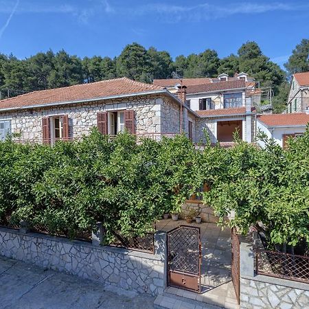 Holiday Home Leonida Jelsa  Esterno foto