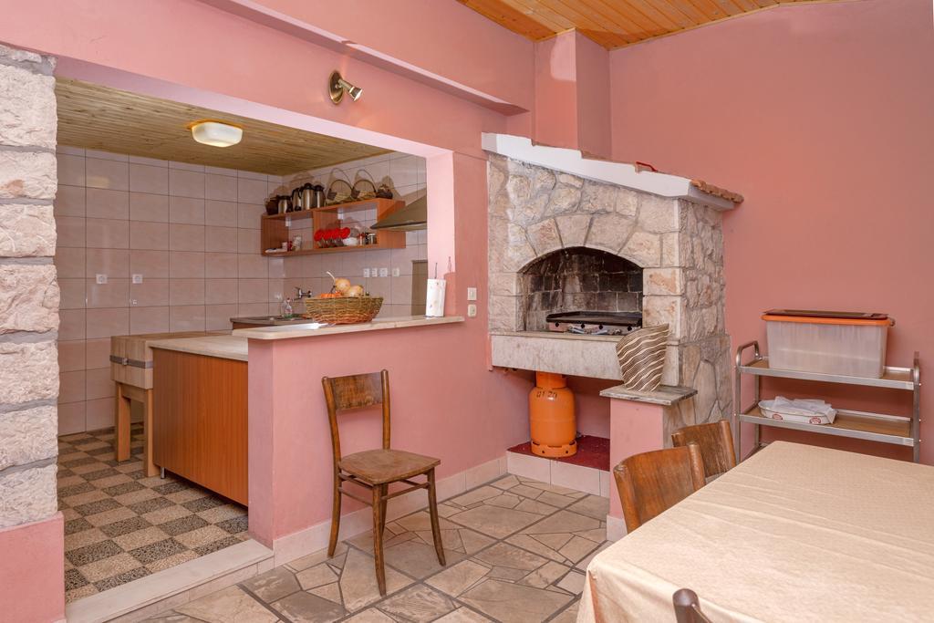 Holiday Home Leonida Jelsa  Esterno foto